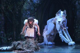 Illustration for article titled Princess Mononoke Stage Production Surprises People Online in Japan